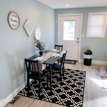 Nice Bedroom Next Fells Point Baltimore Buitenkant foto